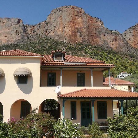 Apartamento The Valkyries 3 Leonídion Exterior foto